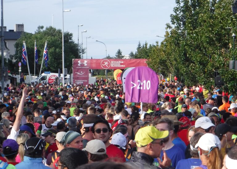 The start line of the Reykjavik Marathon 2024