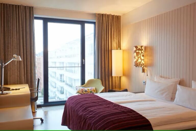 Double bedroom at the Scandic Hotel Potsdamer Platz