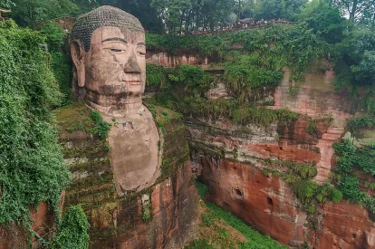 Giant Buddha Maitreya, one of the planned stops in the itinerary of the Chengdu Marathon 2024