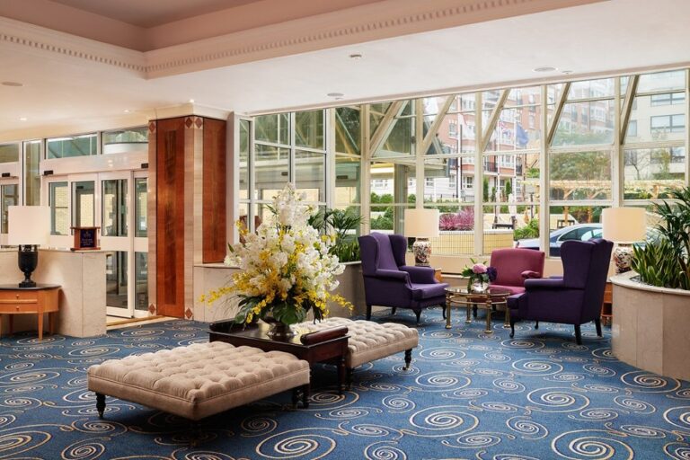 Lounge area at the Copthorne Tara Hotel London Kensington, hotel option for the London Landmarks Half Marathon 2025