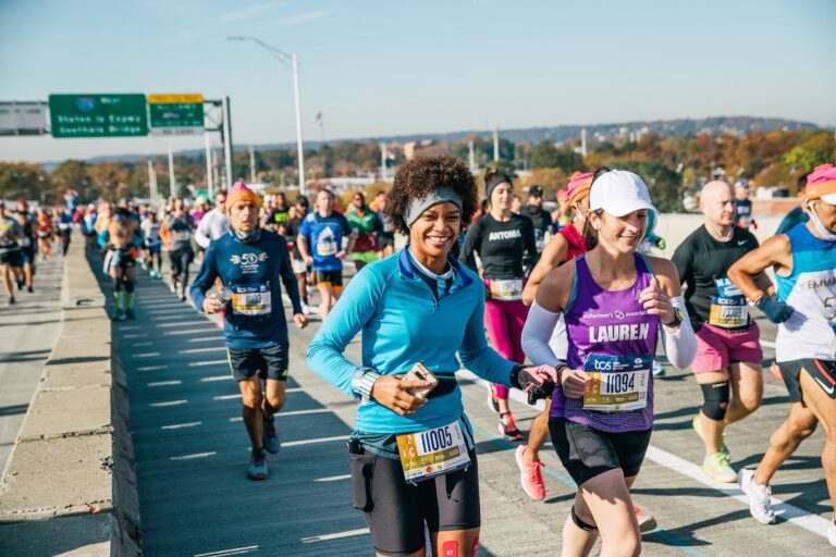 Runners pose for the camera as they try to set a Marathon New York Qualification Time