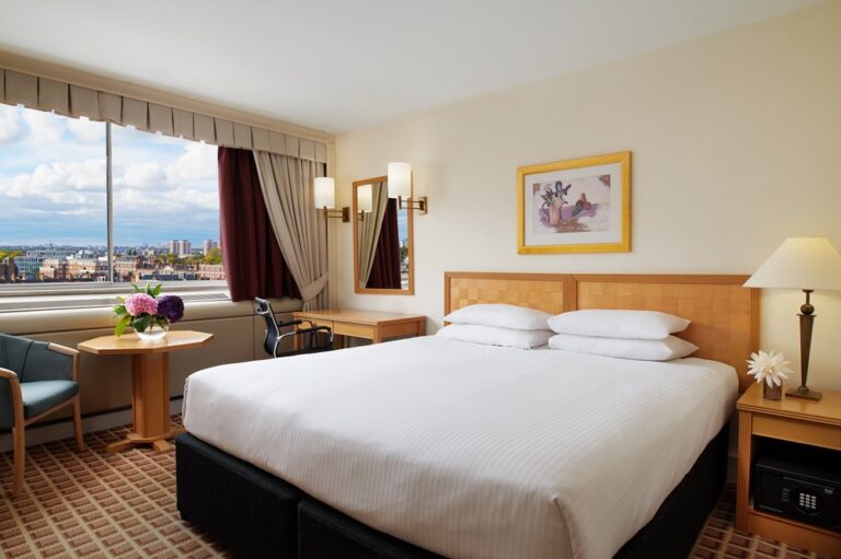 Double room at the Copthorne Tara Hotel London Kensington, hotel option for the London Landmarks Half Marathon 2025