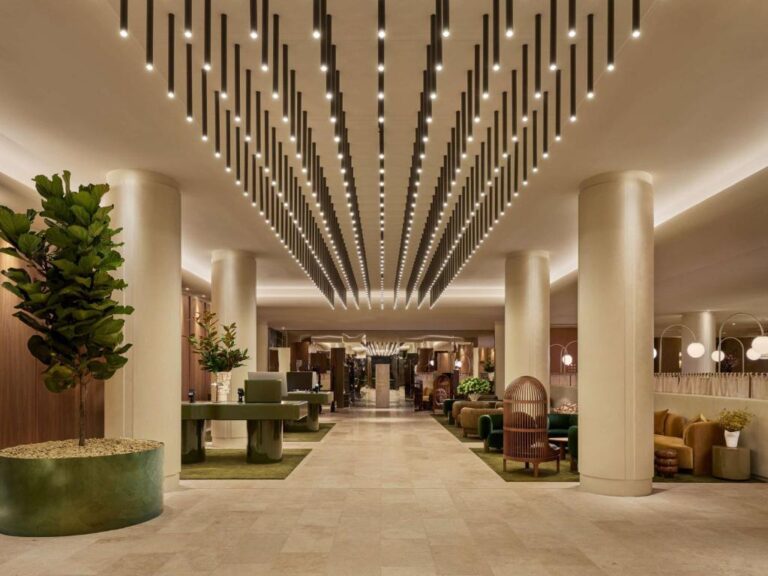 Lobby area of the Sofitel Sydney Wentworth, the perfect place to stay for the Sydney Australia Marathon