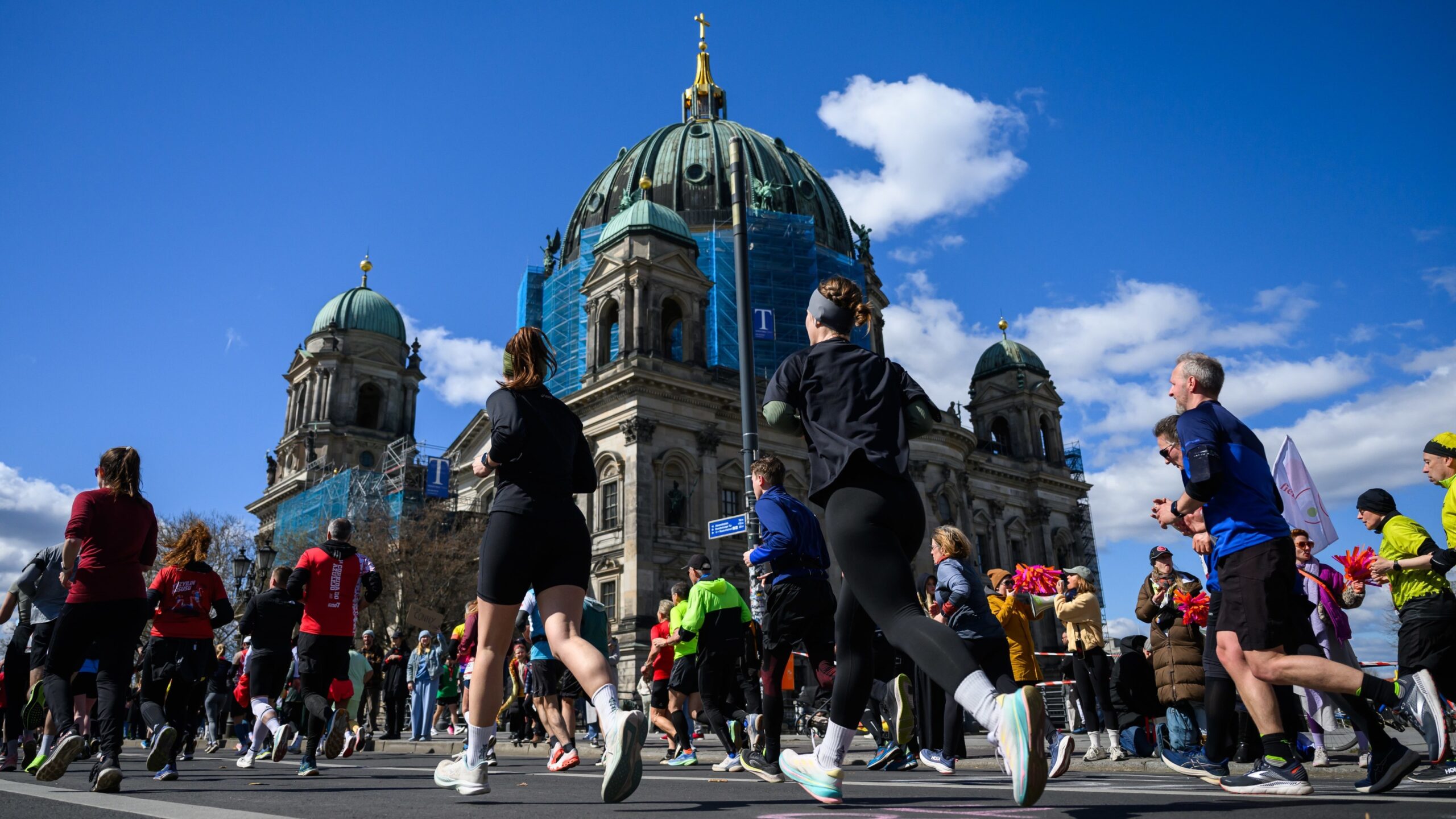 Runners taking part in the GENERALI BERLIN Half Marathon, part of the SuperHalfs series