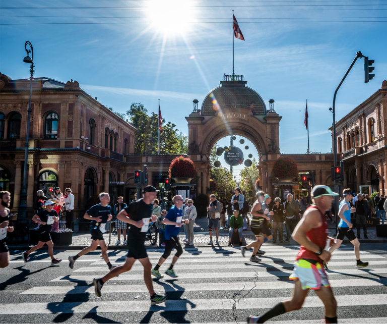 A beautiful sunny day basks runners during the Copenhagen Half Marathon