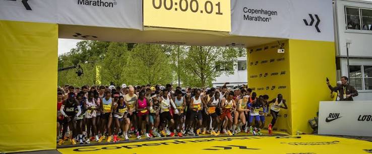 Runners setting off at the start of the Copenhagen Marathon 2027