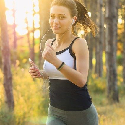 35 Amazing Health Benefits of Running, According to Science (+10 Tips for Beginners)