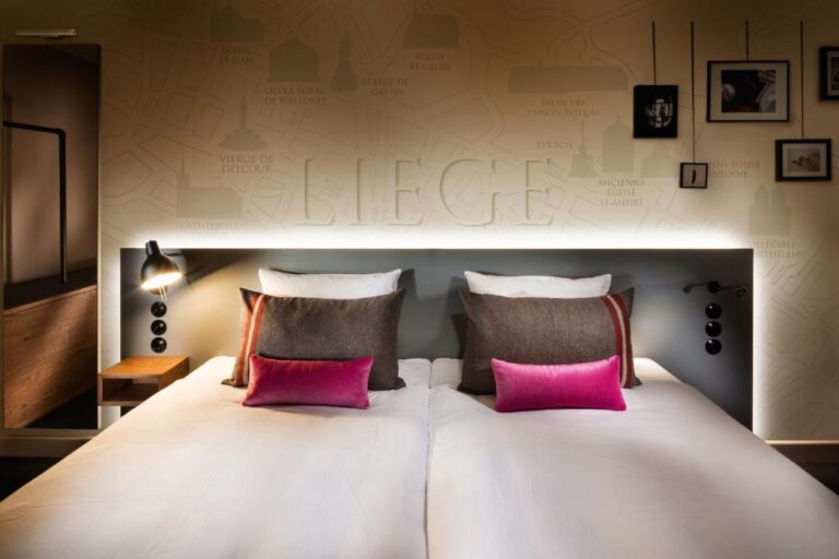 Double room at the Pentahotel Liege, hotel option for the Beer Lovers Marathon