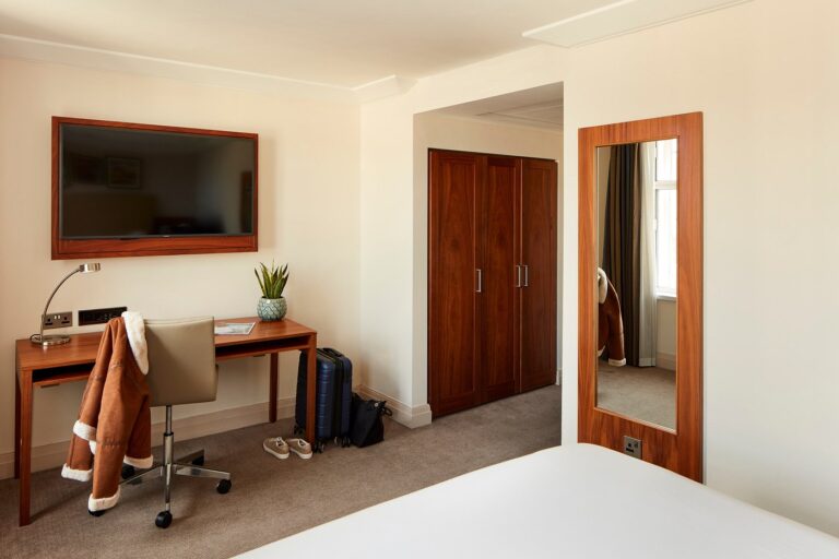 Further double bedroom facilities at the Clermont Hotel Charing Cross, hotel option for the London Landmarks Half Marathon 2025