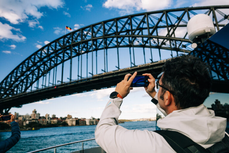 TCS Sydney Marathon presented by ASICS makes history as seventh Abbott World Marathon Major, with Marathon Tours & Travel welcoming 11,000 international athletes and guests
