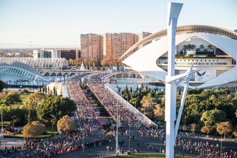 Runners taking part in the Valencia Marathon